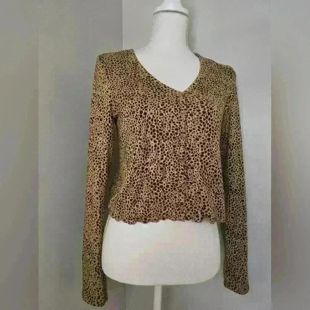 American Eagle Soft and Sexy Plush Cheetah Long Sleeve Cropped Top Cardigan